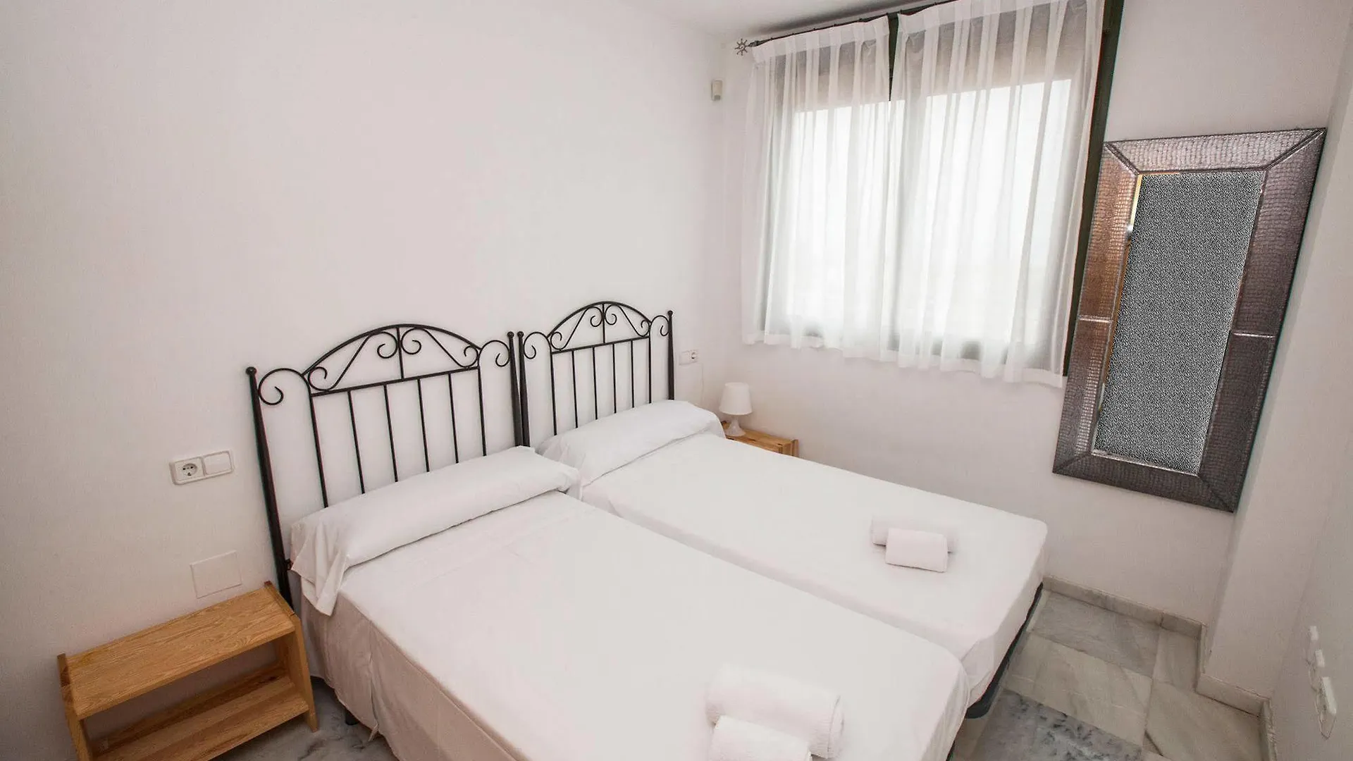 Lägenhet Apartamentos Turisticos Resort De Nerja Spanien